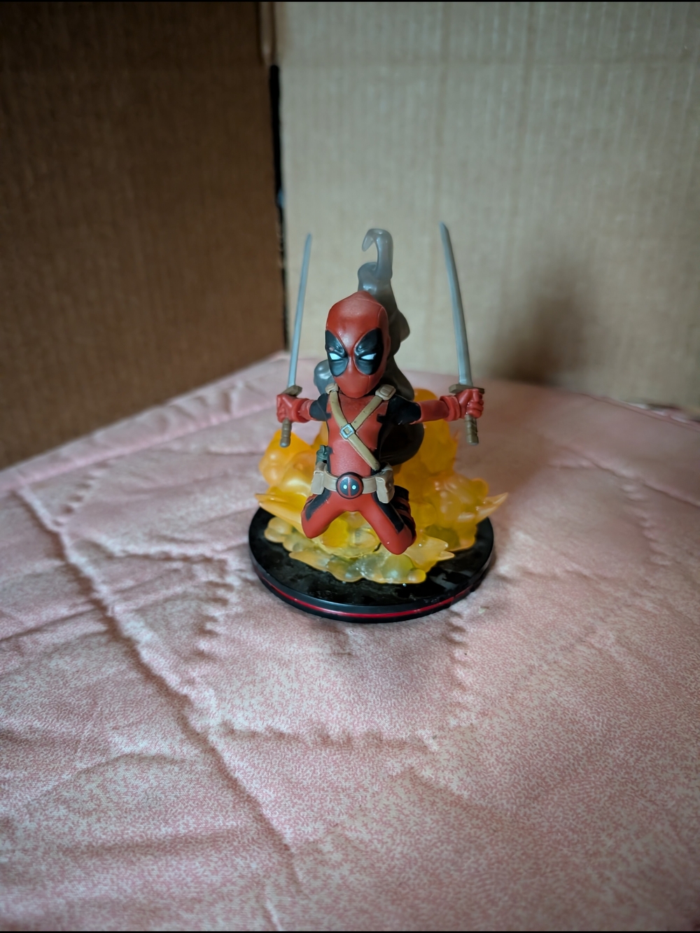 Deadpool Red & Black Q-Fig Statue